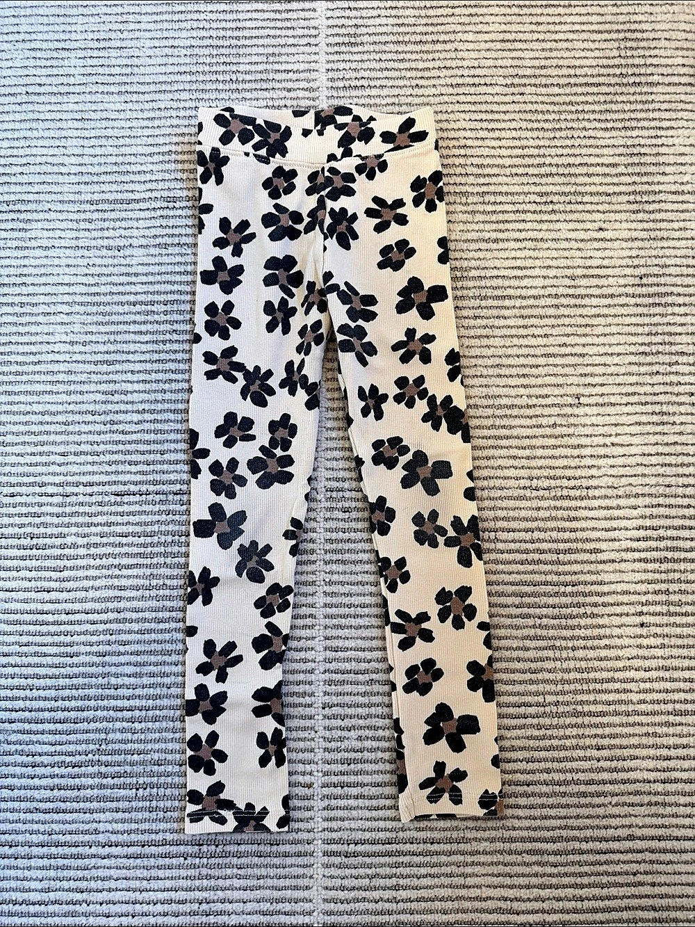 Zara Size 6 Floral Leggings